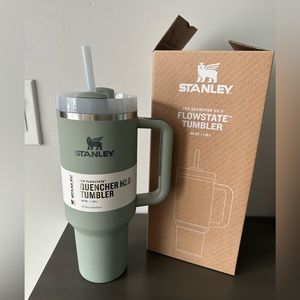 Stanley H2.0 Flowstate Tumbler in Soft Matte Bay Leaf